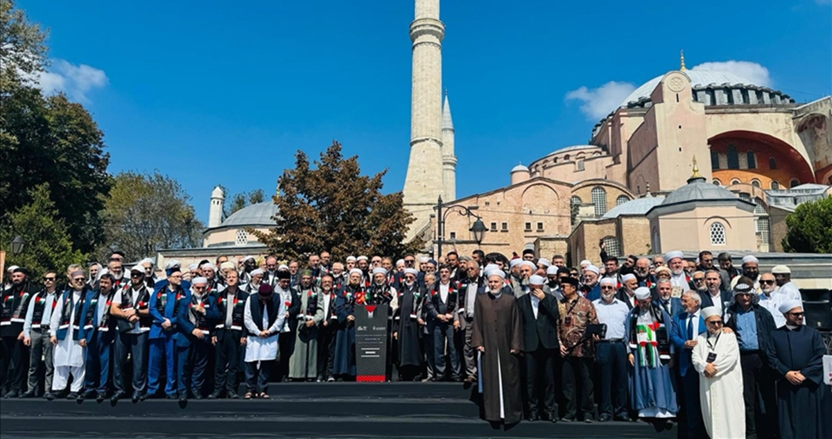 إعلان إسطنبول في ختام مؤتمر غزة يدعو إلى "تعبئة شاملة" لوقف العدوان الإسرائيلي